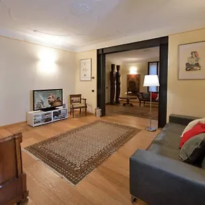  Apartment C-rooms, Residenza Correggio Italy